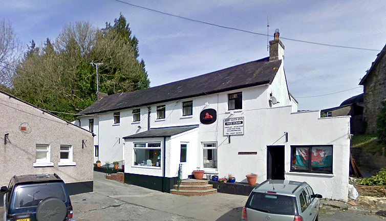 The Red Lion, Llandyfaelog